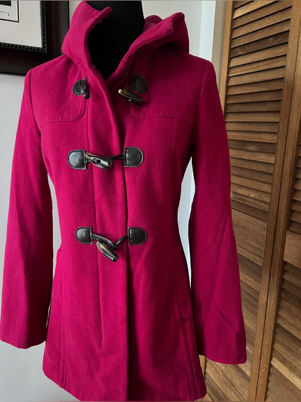 Beautiful Magenta Toggle Coat with Hood United Colors of Benetton